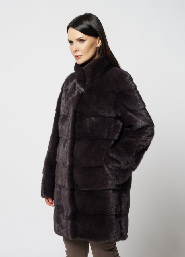 Норковая шуба с воротником стойкой коричневого цвета модель № 26159 в кредит