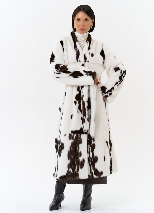 Шуба из меха норки в расцветке 