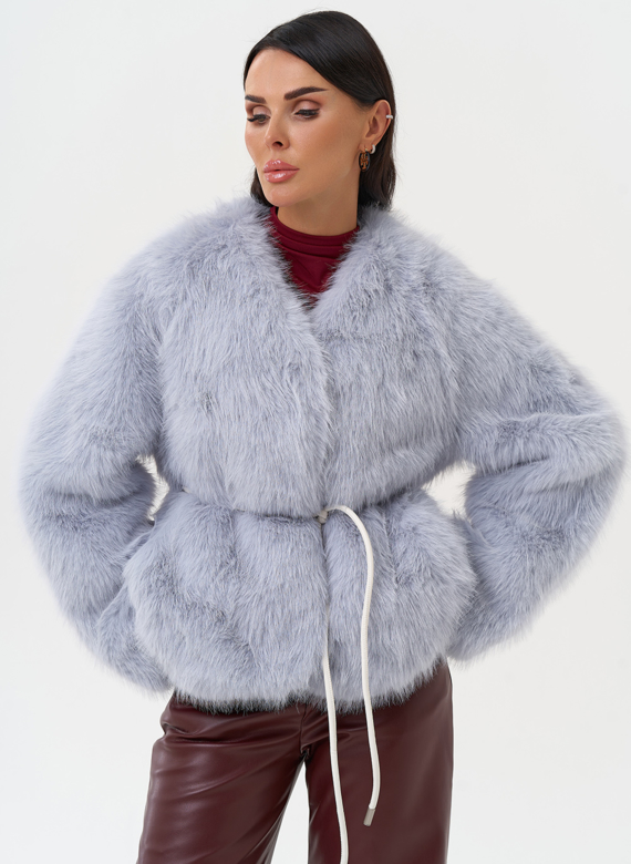 Короткая женская шуба из эко меха