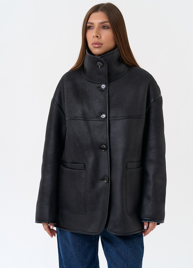 Женская двухсторонняя дубленка из эко замши в черном цвете модель № 31286 меха малина