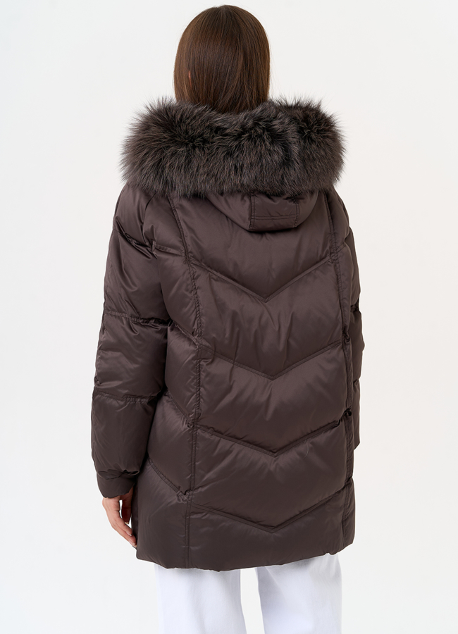 фото Женский пуховик с капюшоном из меха чернобурки модель № 31442