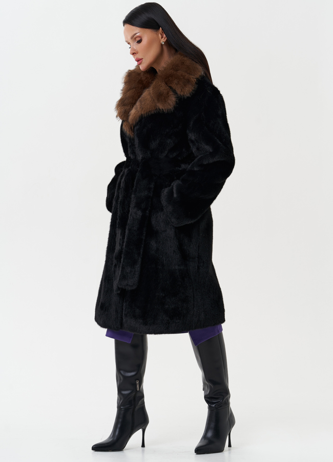 фото Шуба из эко меха с отделкой из искусственной куницы модель № 27795